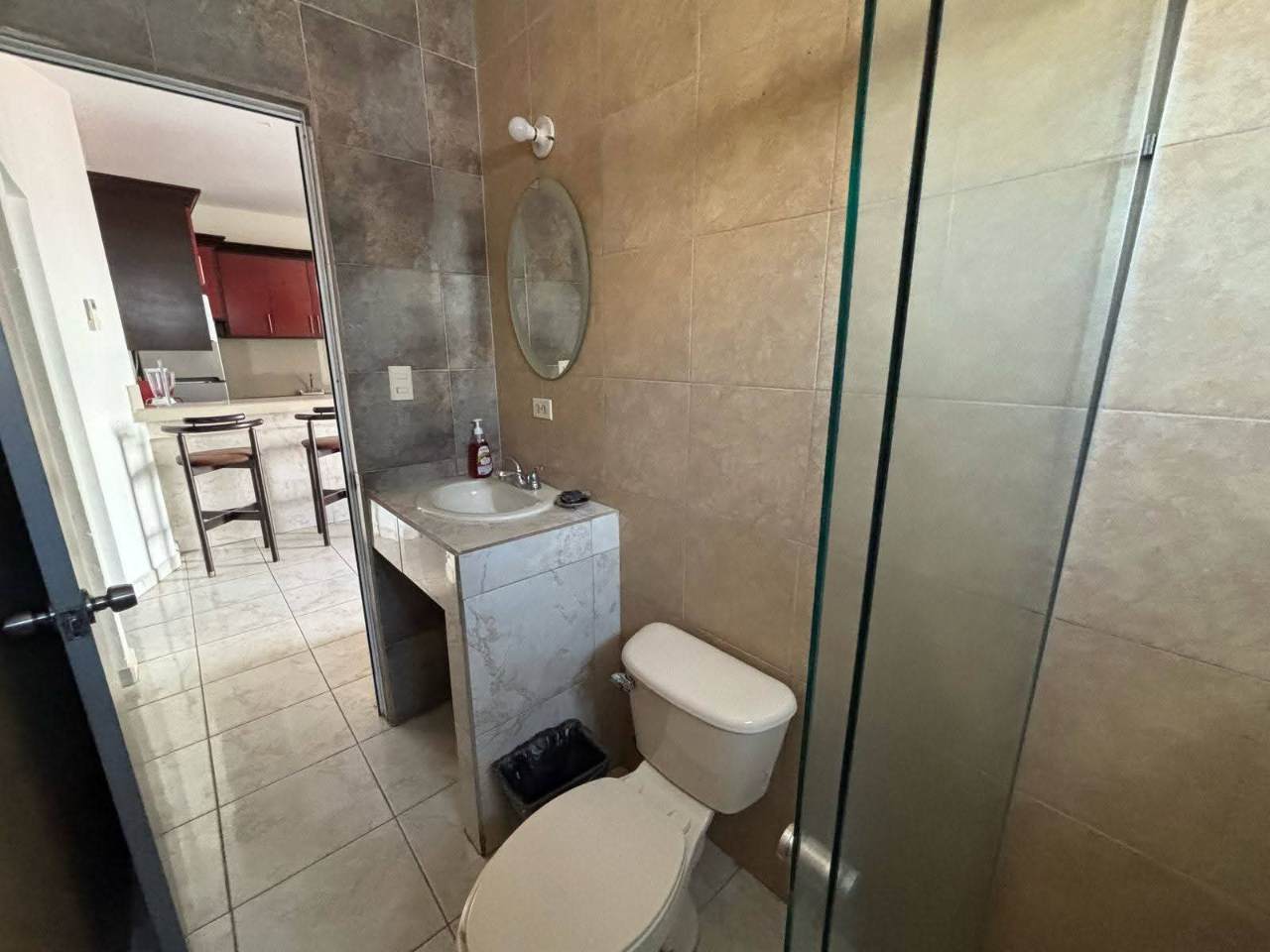 Primera imagen del album Baño