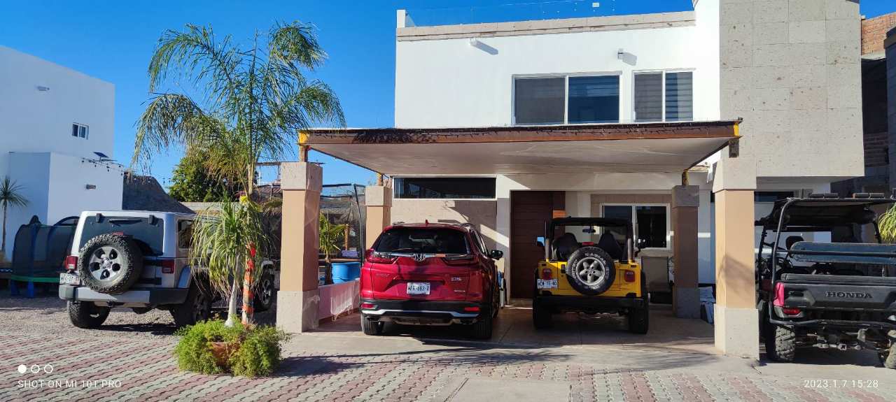 Primera imagen del album Exterior